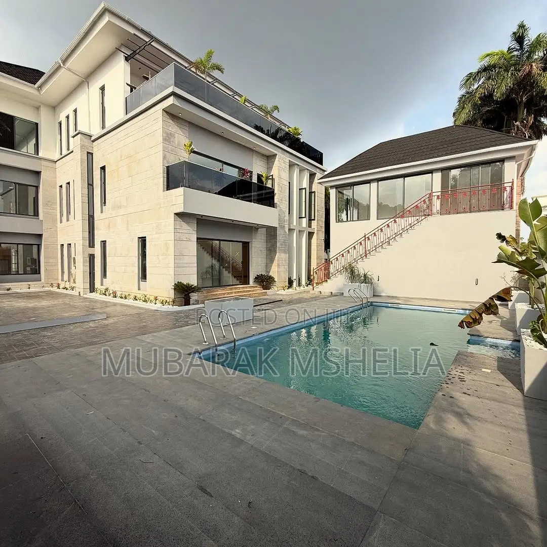 7bdrm Duplex in Maitama for sale