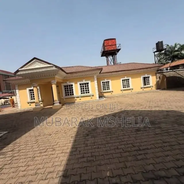 7bdrm Duplex in Jabi for sale
