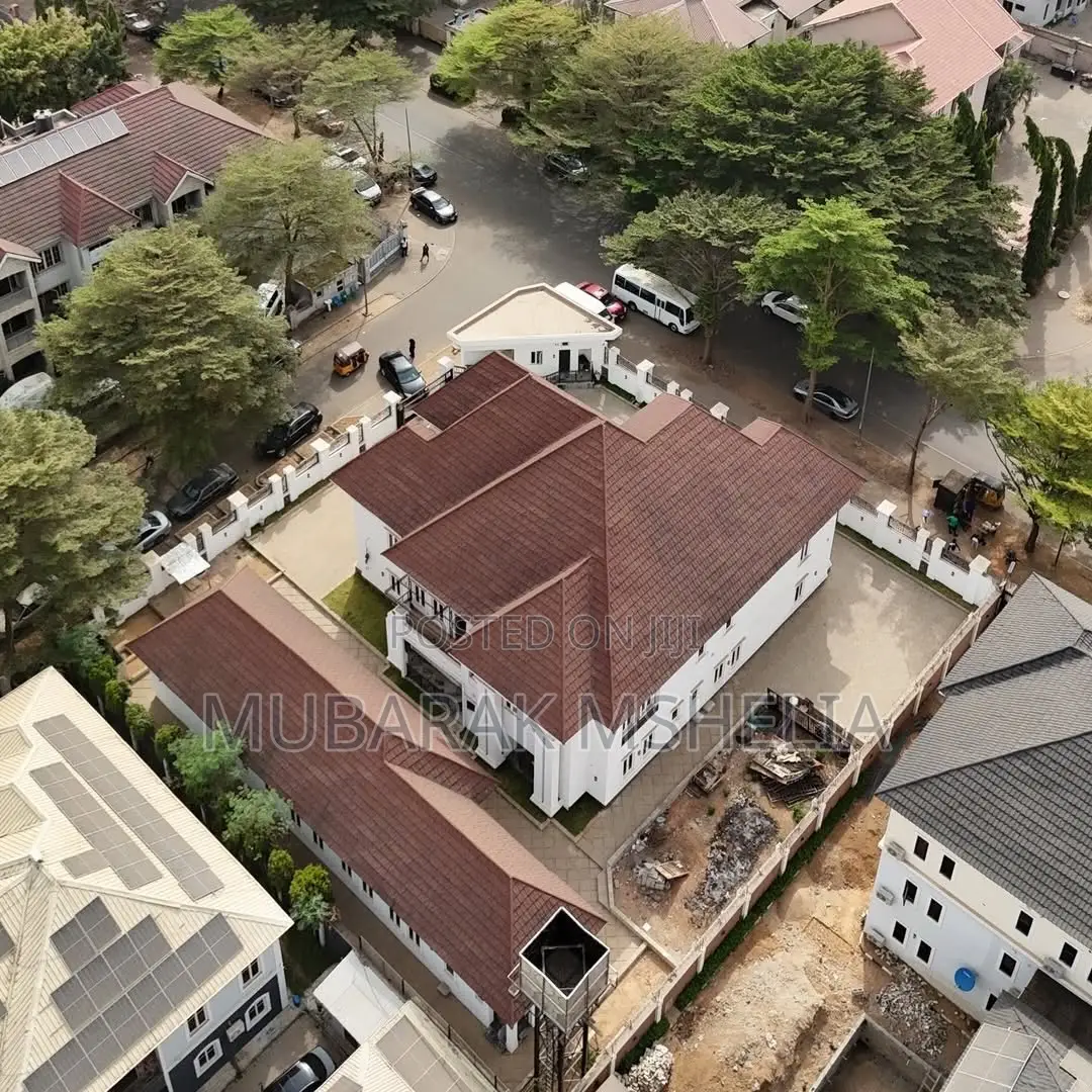 7bdrm Duplex in Jabi for sale