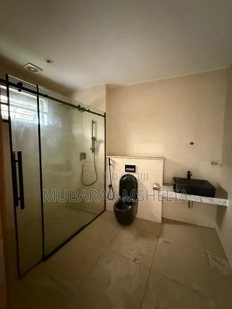4bdrm Duplex in Wuse 2 for sale