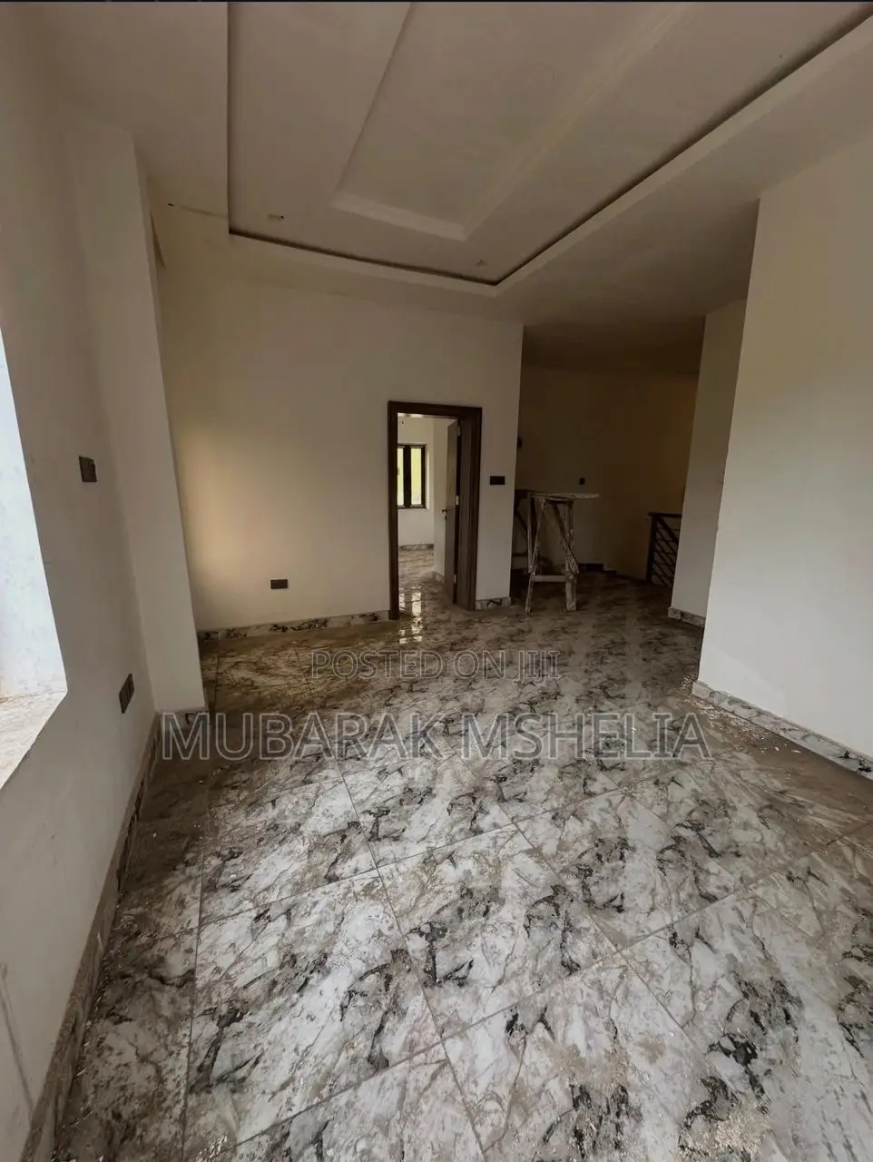 4bdrm Duplex in Utako for sale