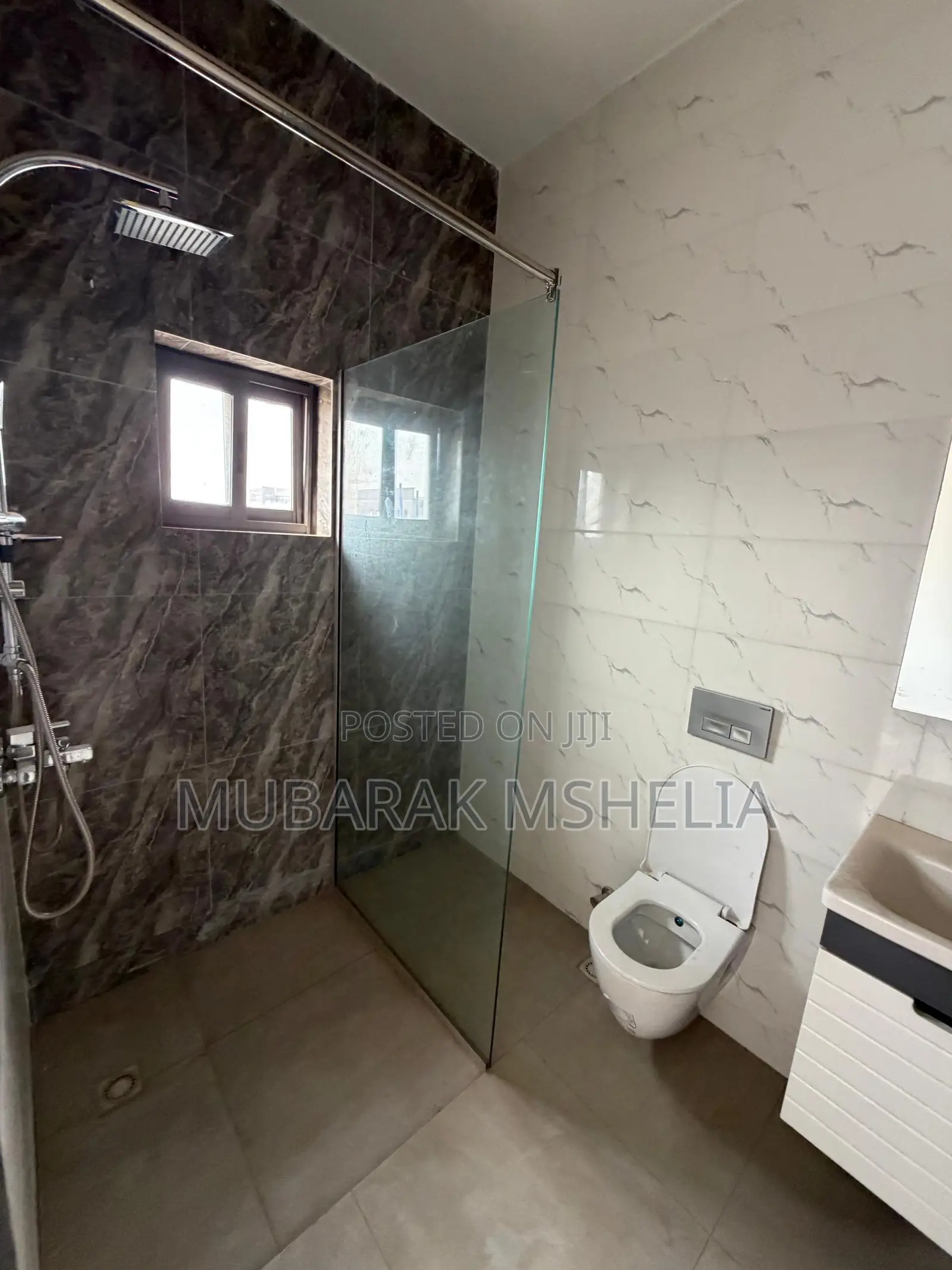 5bdrm Duplex in Jahi for sale