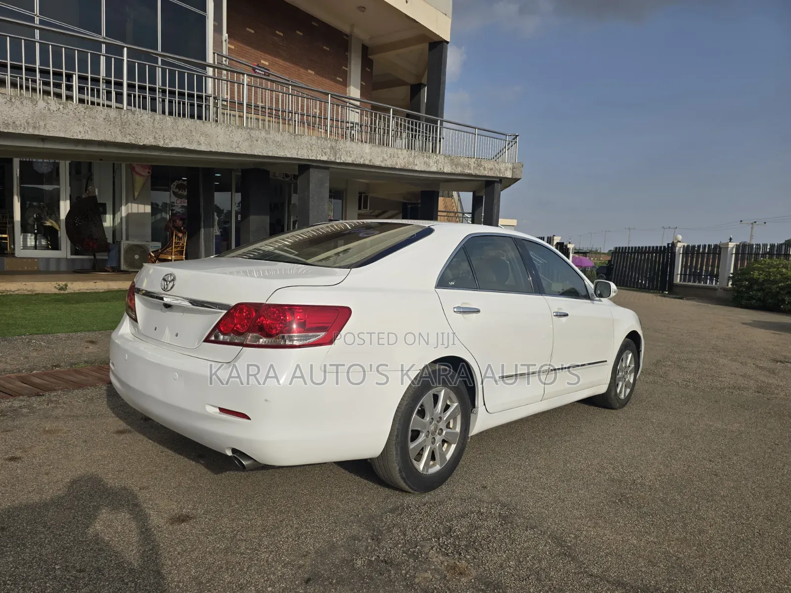 Toyota Camry 2010 White