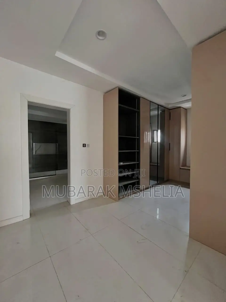 5bdrm Duplex in Guzape District for sale