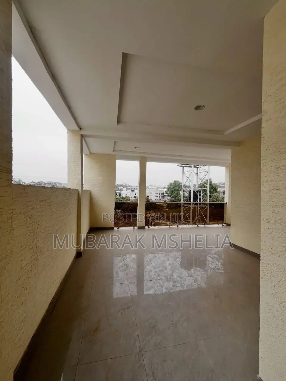 5bdrm Duplex in Guzape District for sale