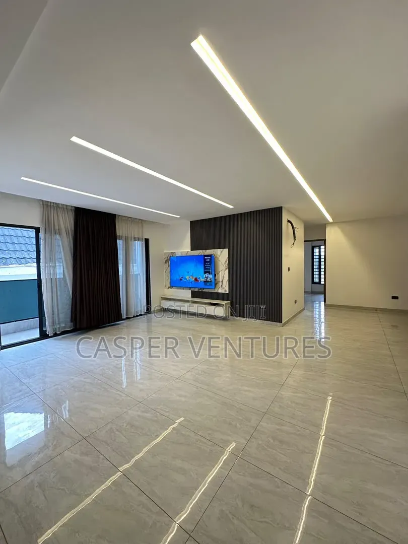3bdrm Apartment in Elegushi, Ikate for sale