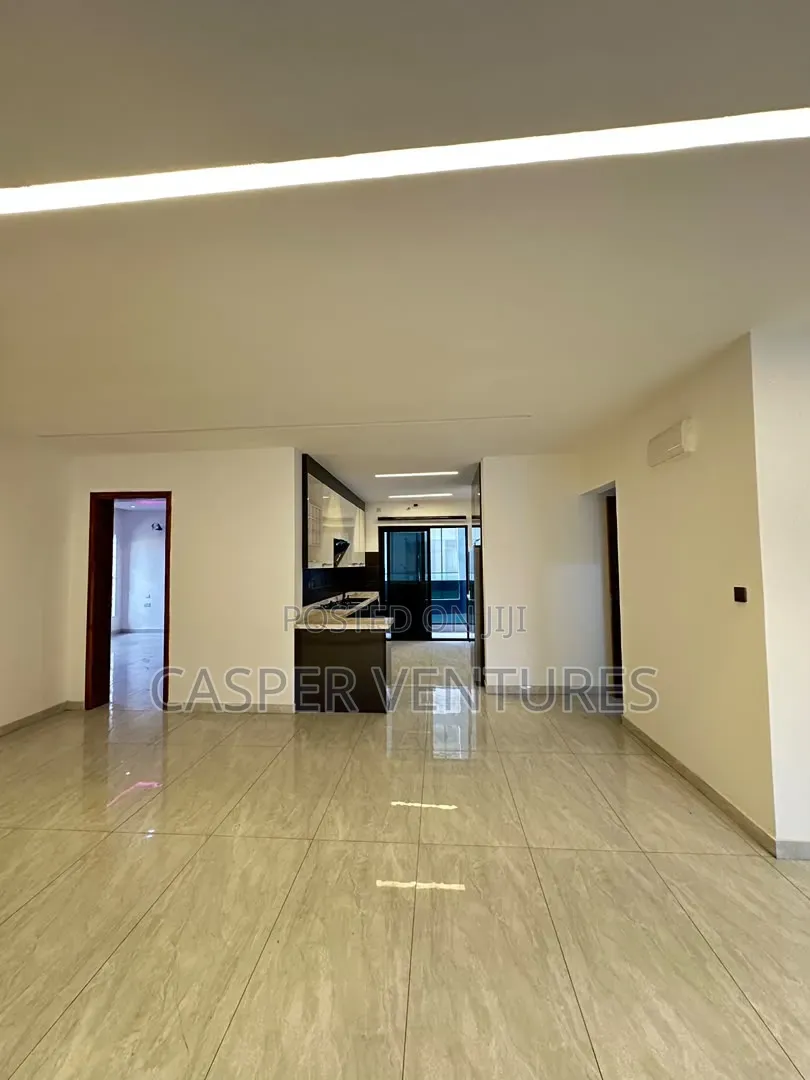 3bdrm Apartment in Elegushi, Ikate for sale
