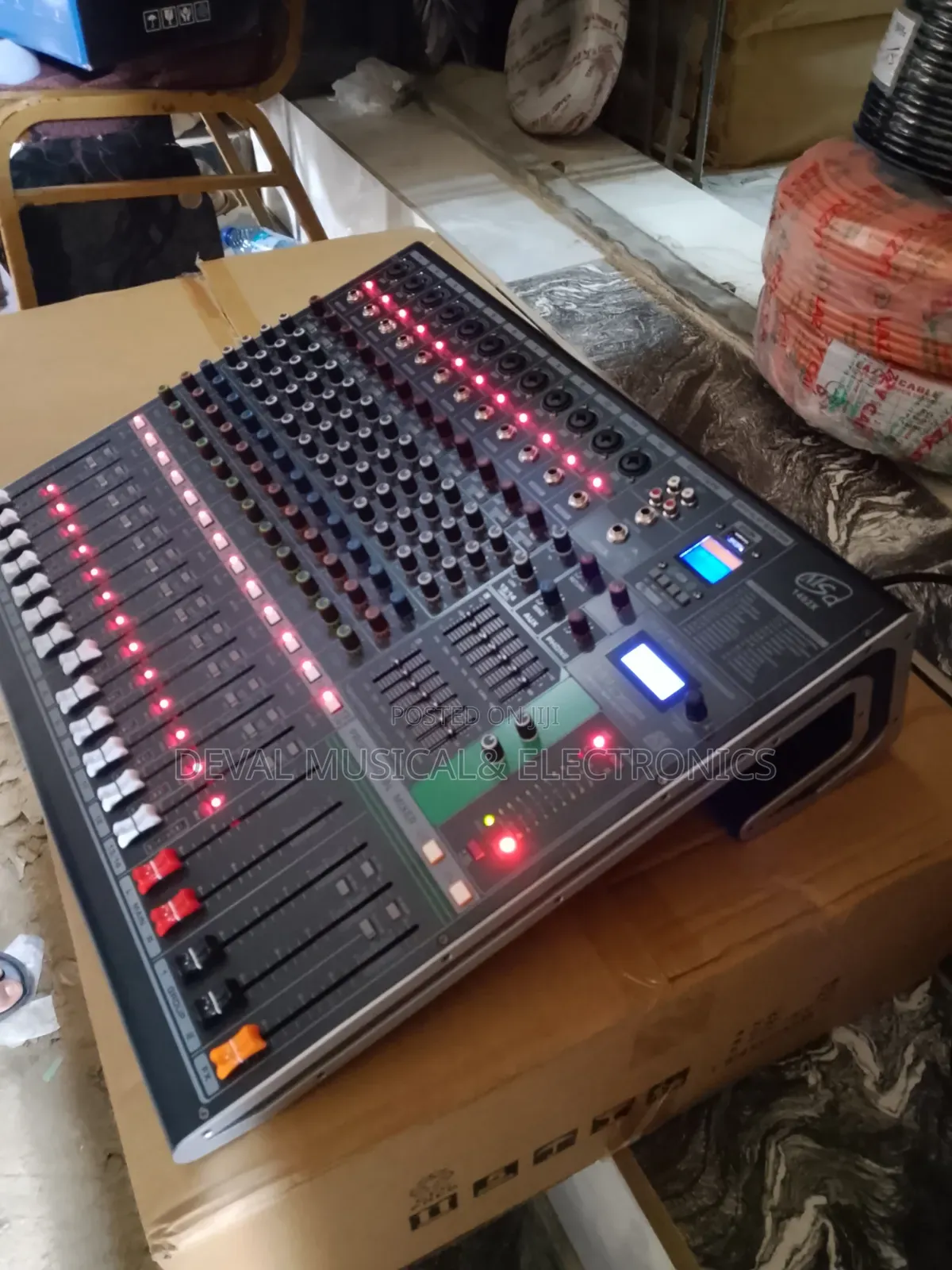 12channels Analogue Mixer