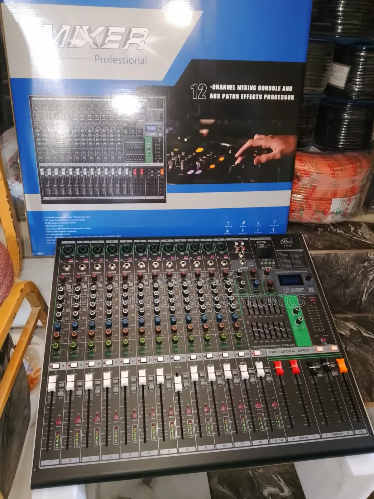 12channels Analogue Mixer
