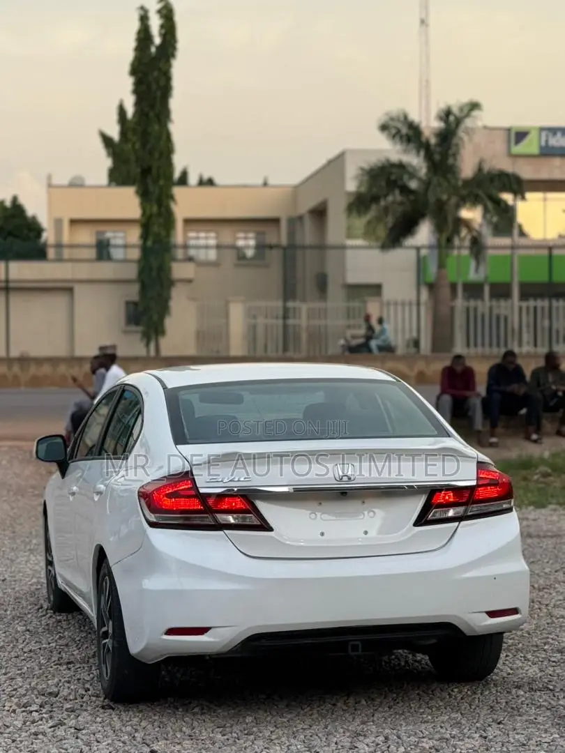Honda Civic 2014 White