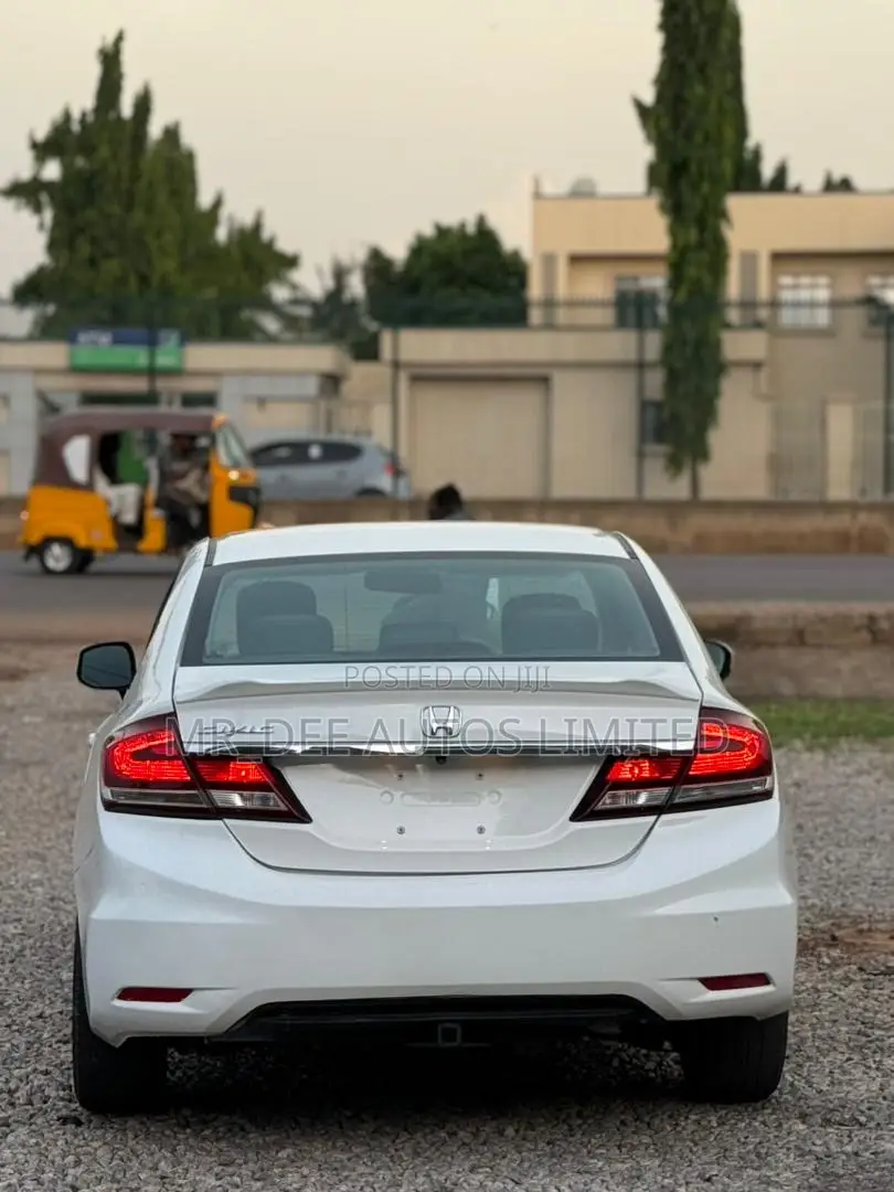 Honda Civic 2014 White