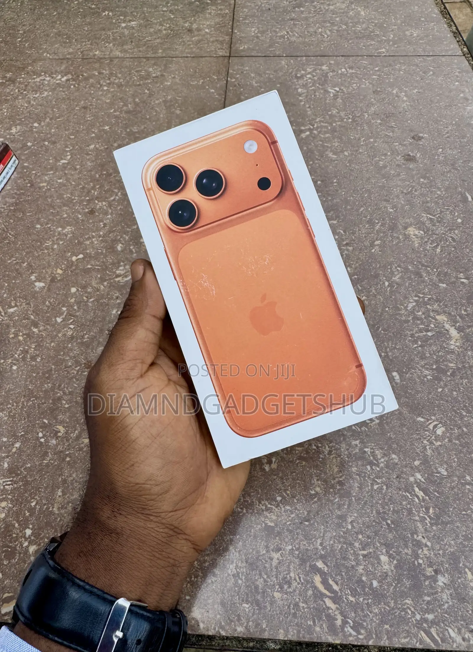 New Apple iPhone 17 Pro 256 GB Orange