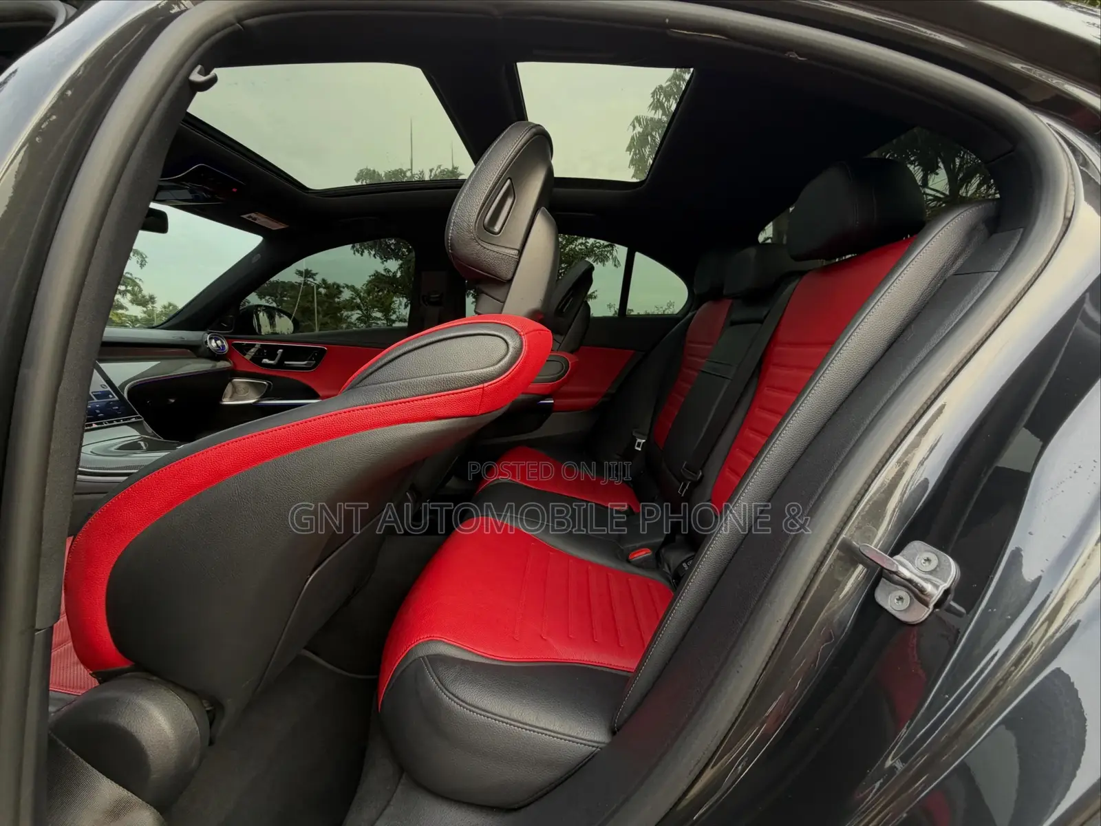 Mercedes-Benz C300 2023 Black