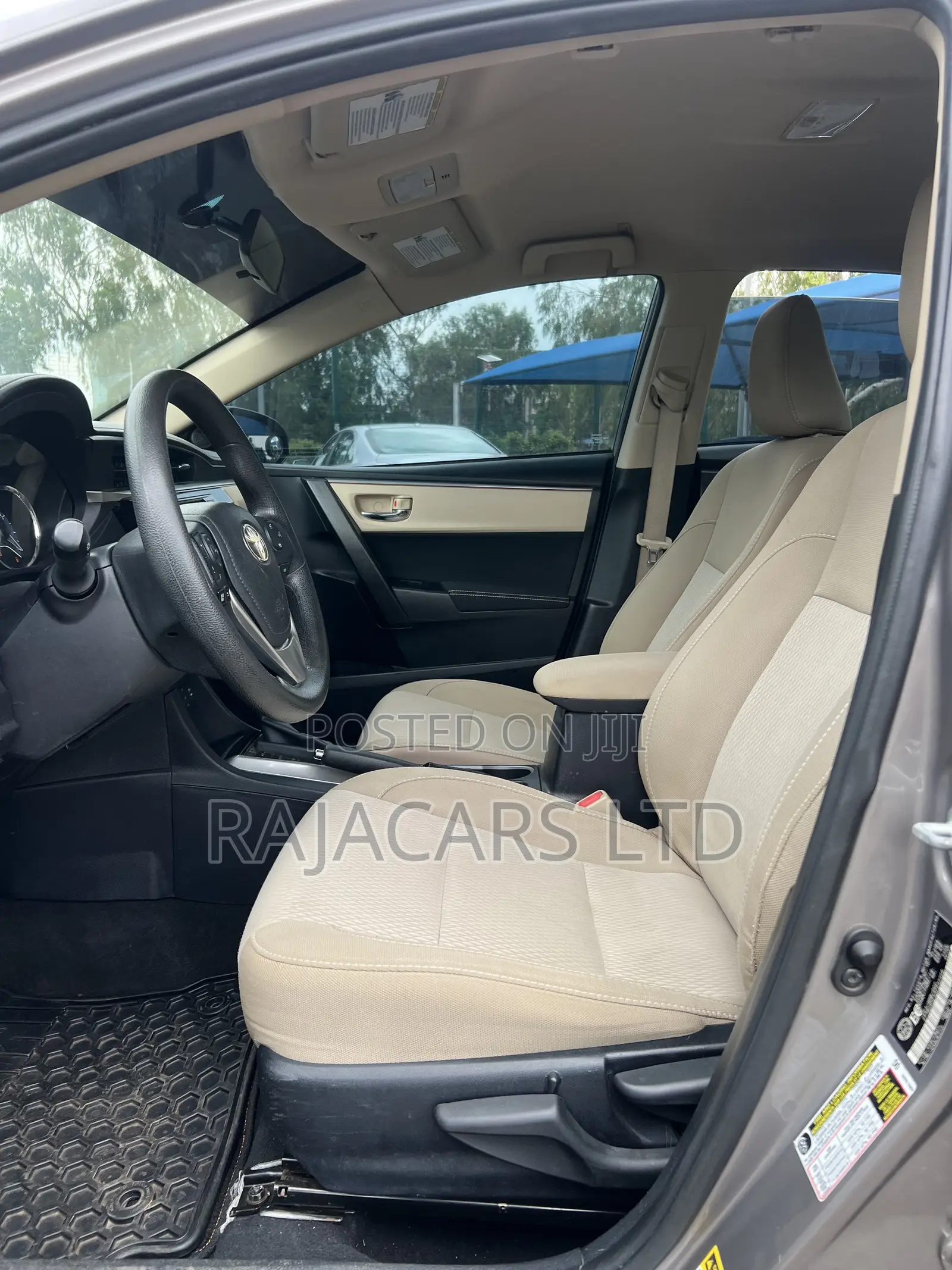 Toyota Corolla LE 4dr Sedan (1.8L 4cyl CVT) 2016 Gray