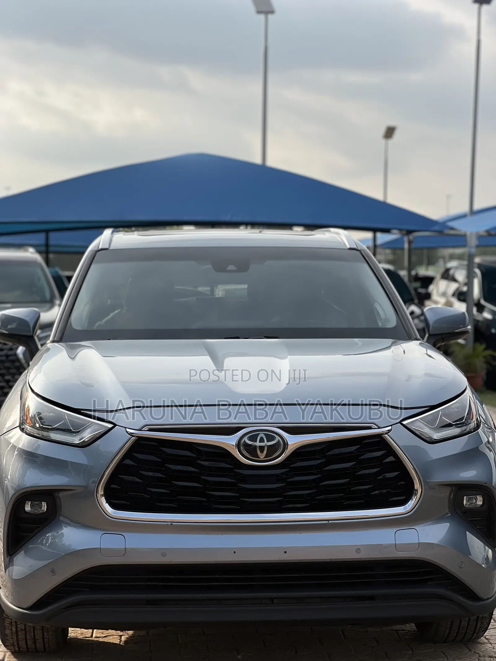 Toyota Highlander Limited 2021 Blue