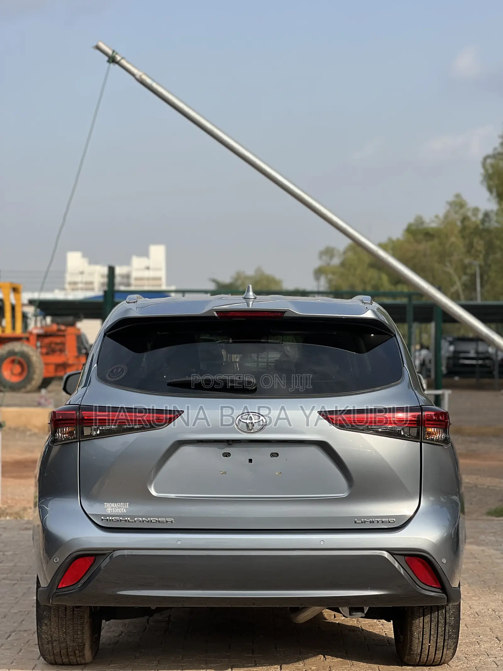 Toyota Highlander Limited 2021 Blue