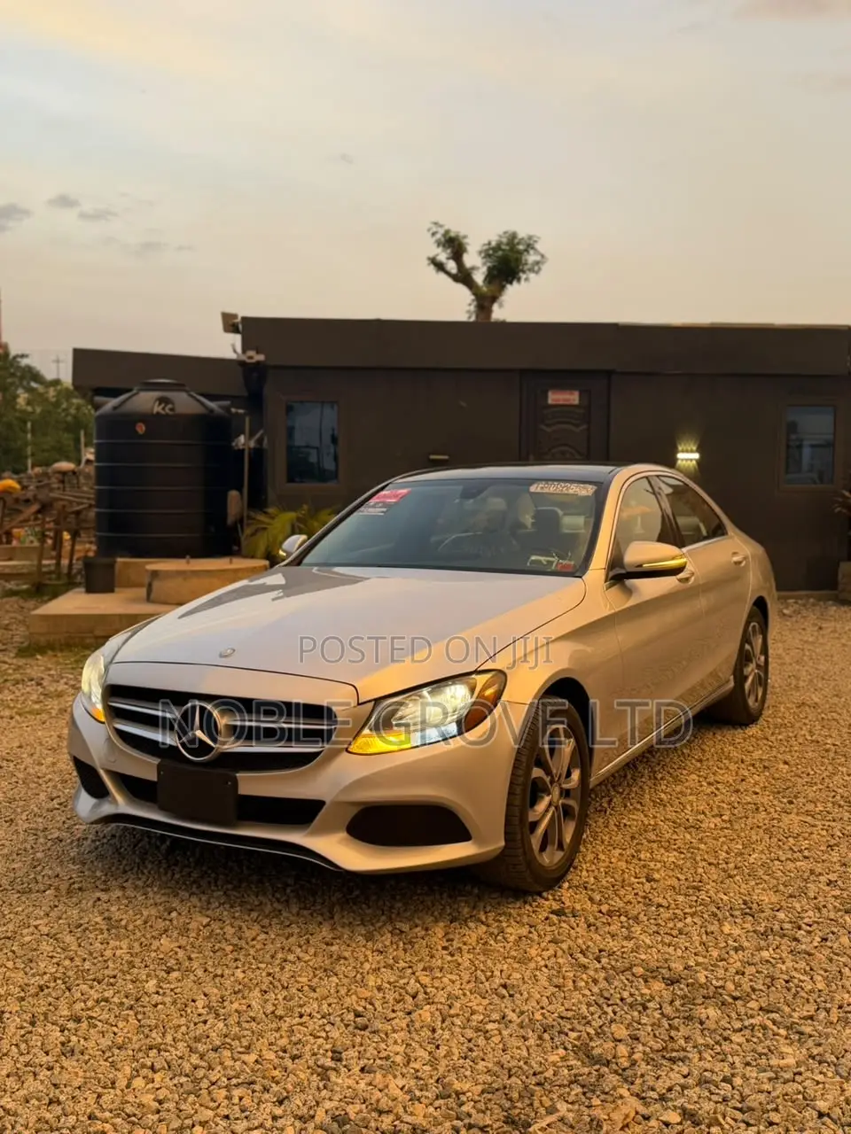 Mercedes-Benz C300 2016 Silver