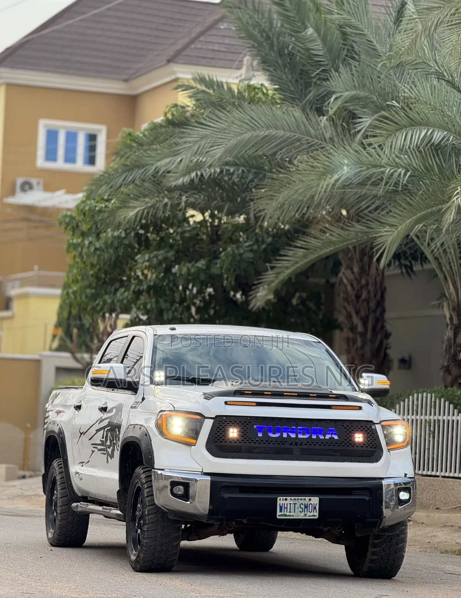 Toyota Tundra 2014 White