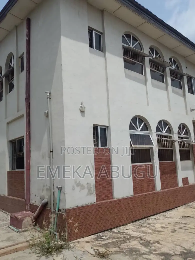 4bdrm Duplex in Oluyole Estate for sale