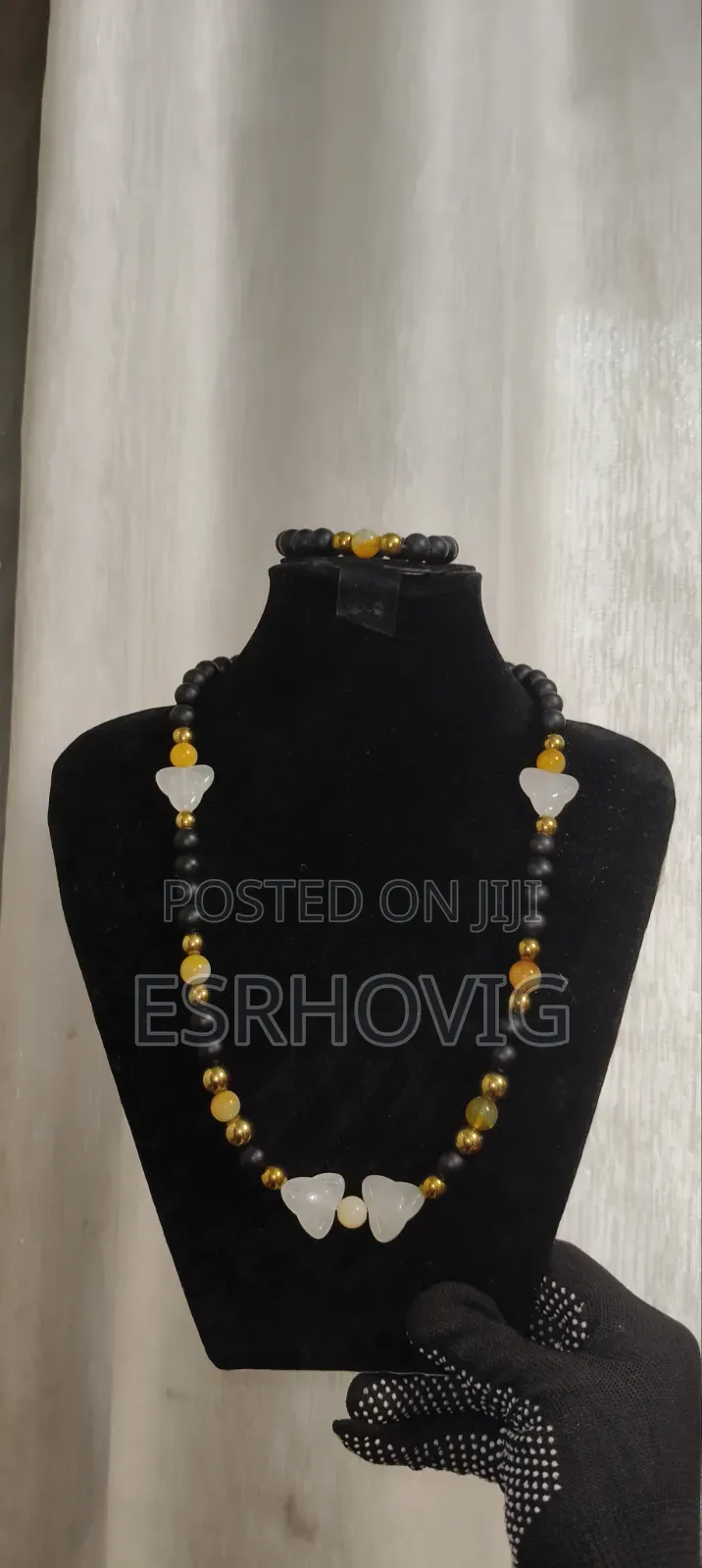 The Model Trendy Stone Mixed Bead