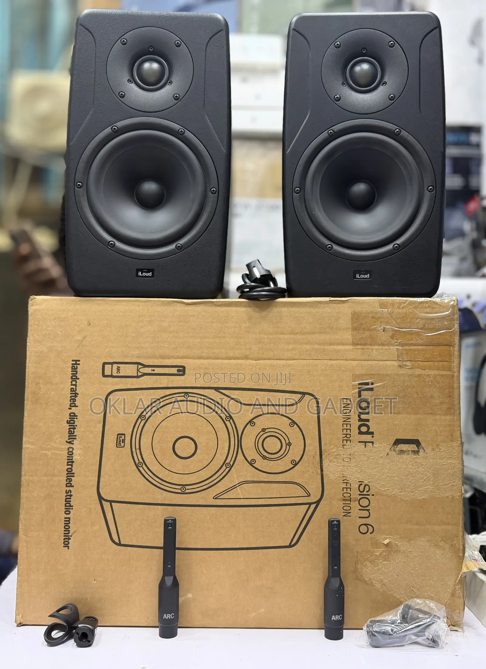 Iloud Precision 6 Studio Monitor With Arc Mic (Neatly Used)