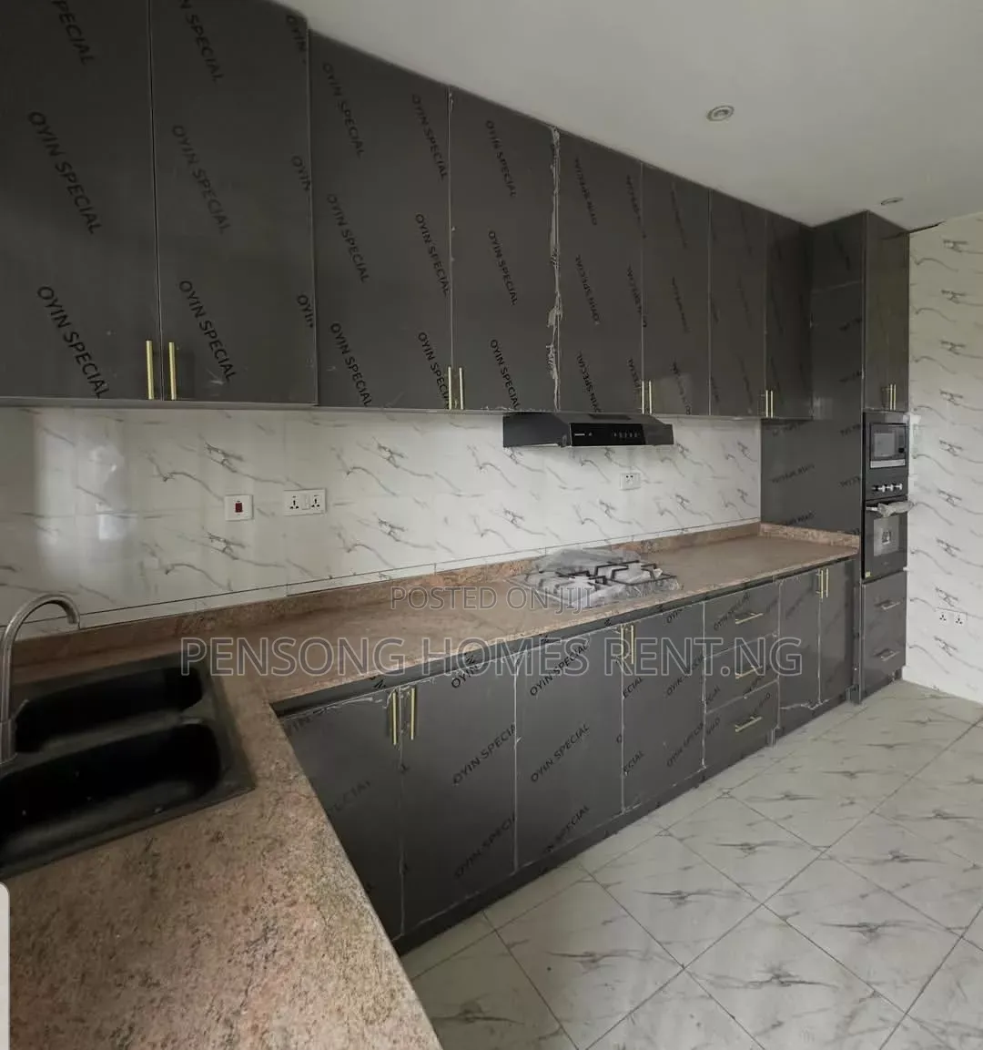 2bdrm Apartment in Ado Road, Lekki Expressway for rent