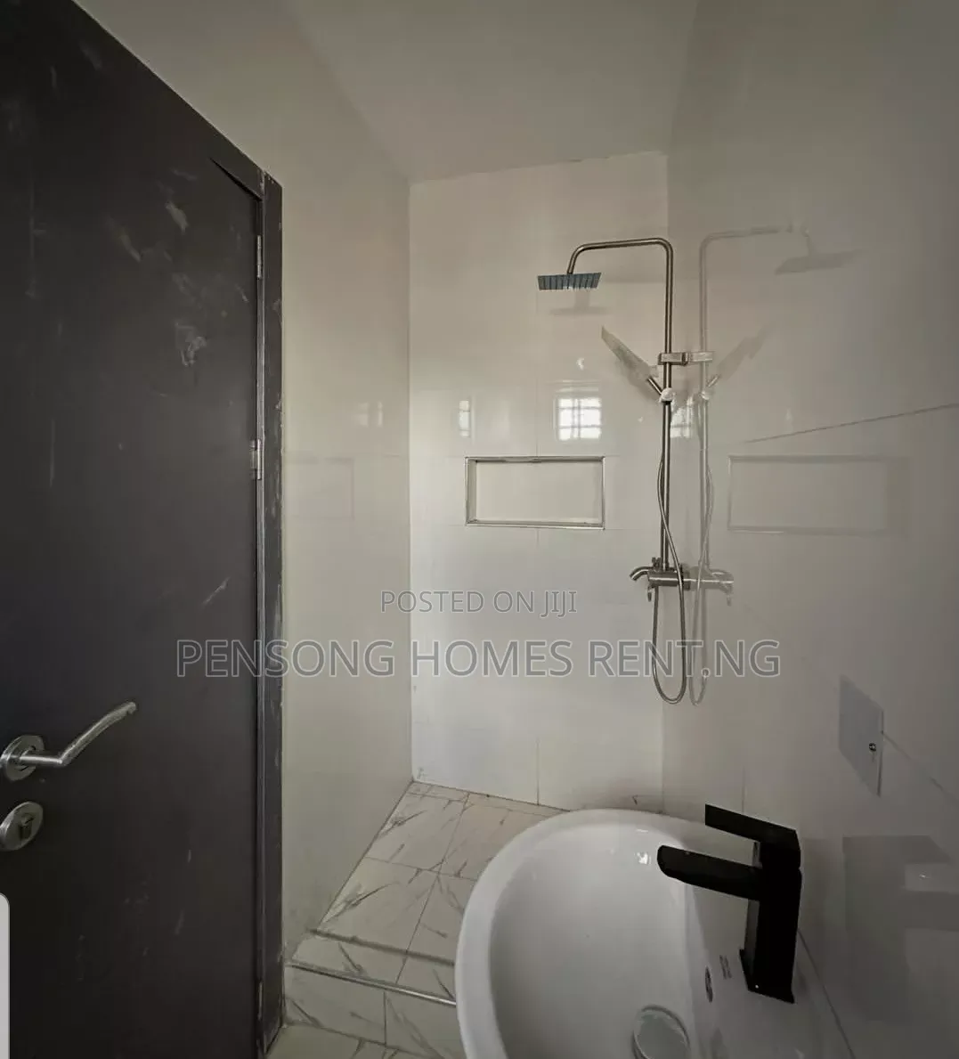 2bdrm Apartment in Ado Road, Lekki Expressway for rent