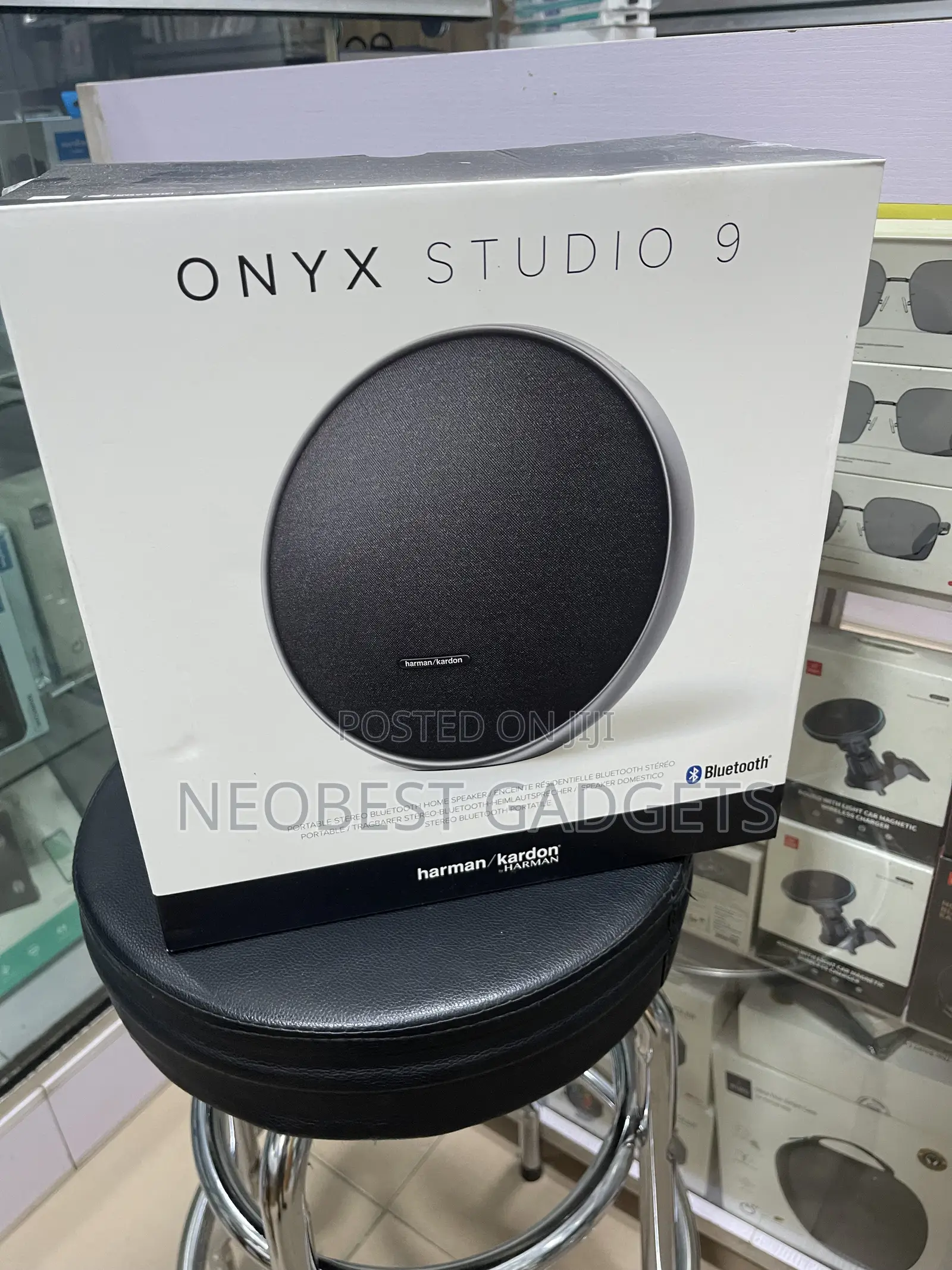 Harman Kardon Onyx Studio 9