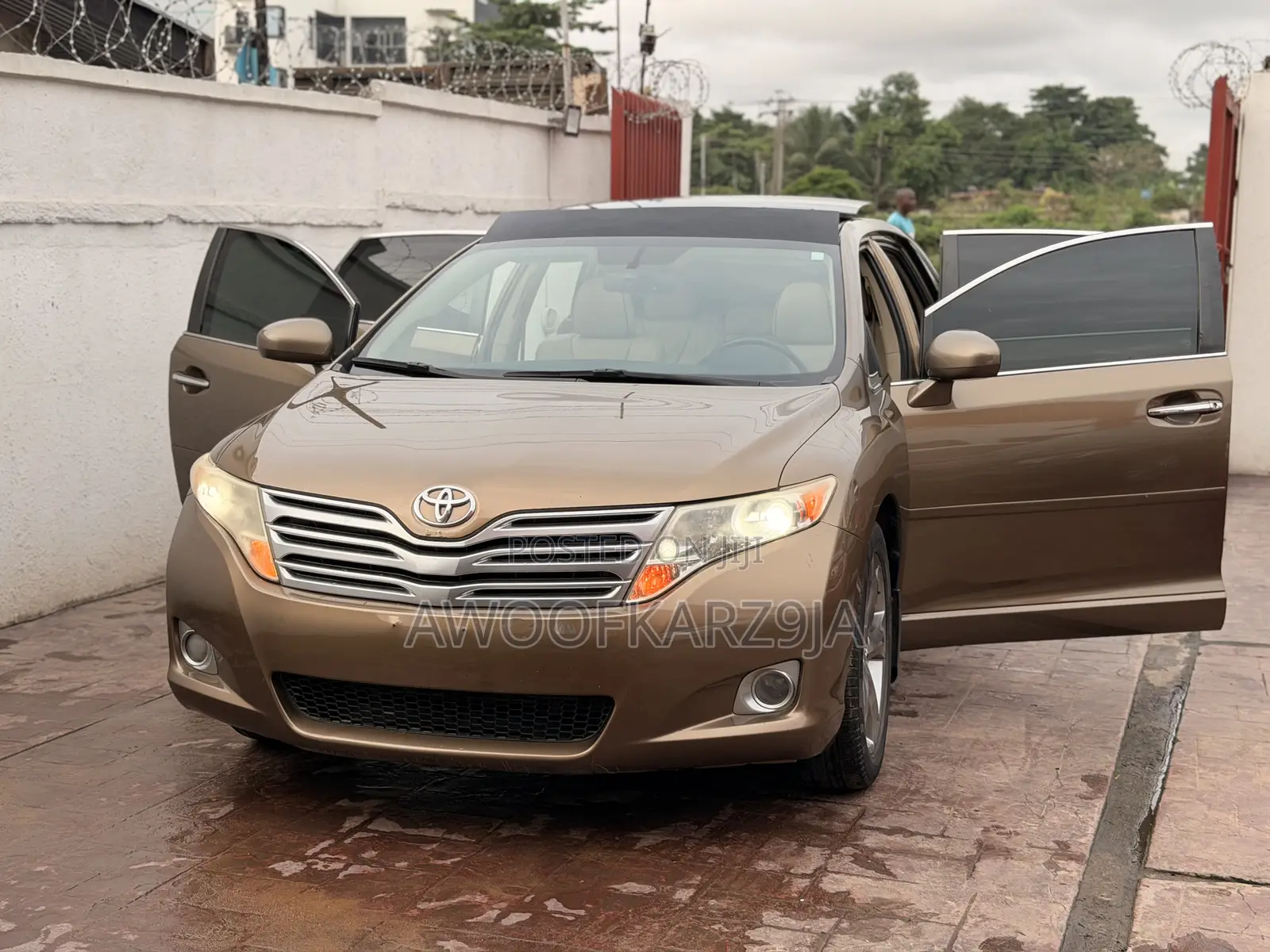 Toyota Venza V6 AWD 2011 Brown
