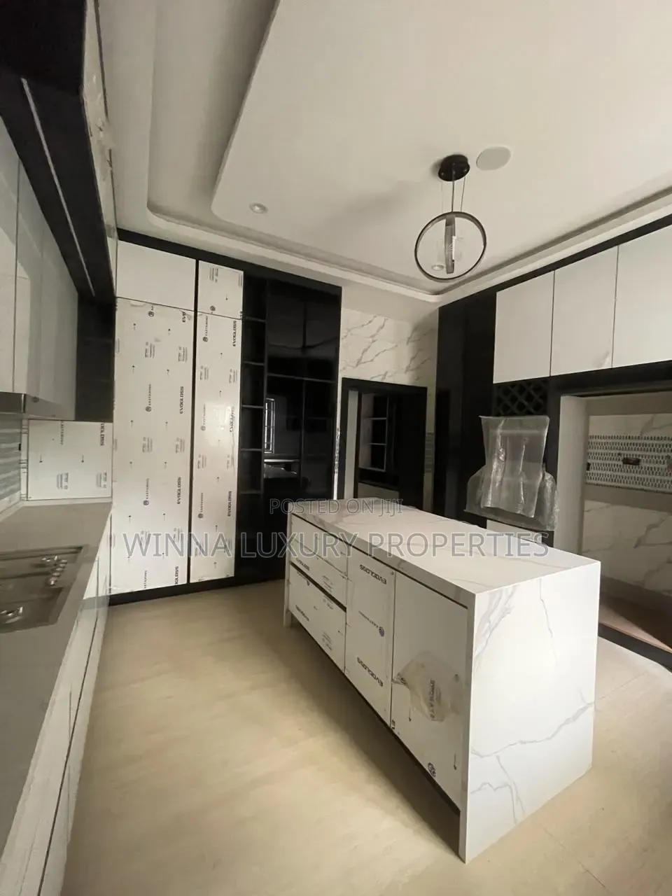 5bdrm Duplex in Apo Resettlement for sale