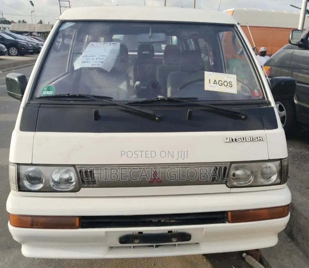 Mitsubishi L300 2010 White