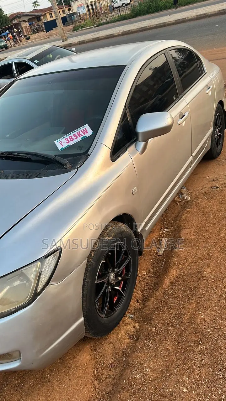 Honda Civic 2008 Silver