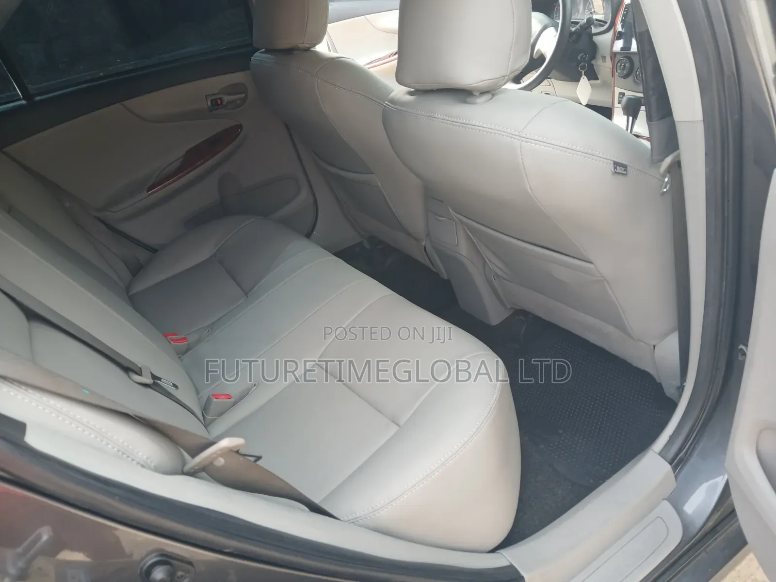 Toyota Corolla 2011 Gray