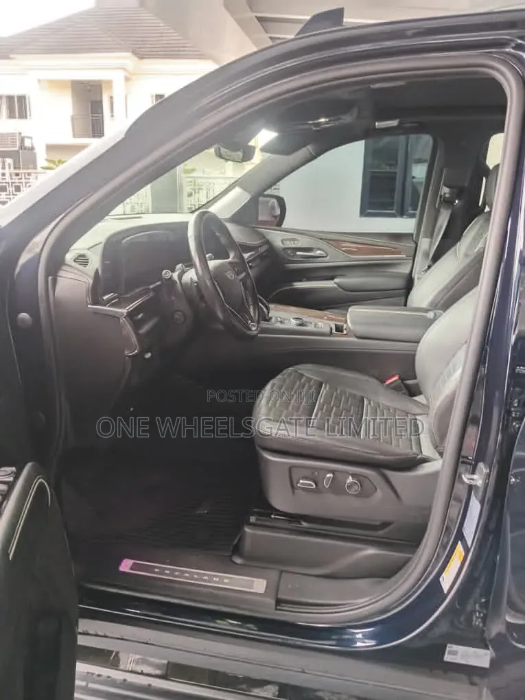 Cadillac Escalade 2024 Black