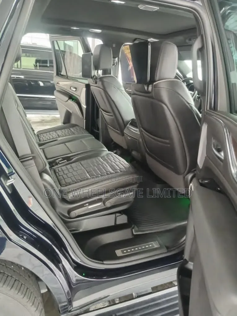 Cadillac Escalade 2024 Black
