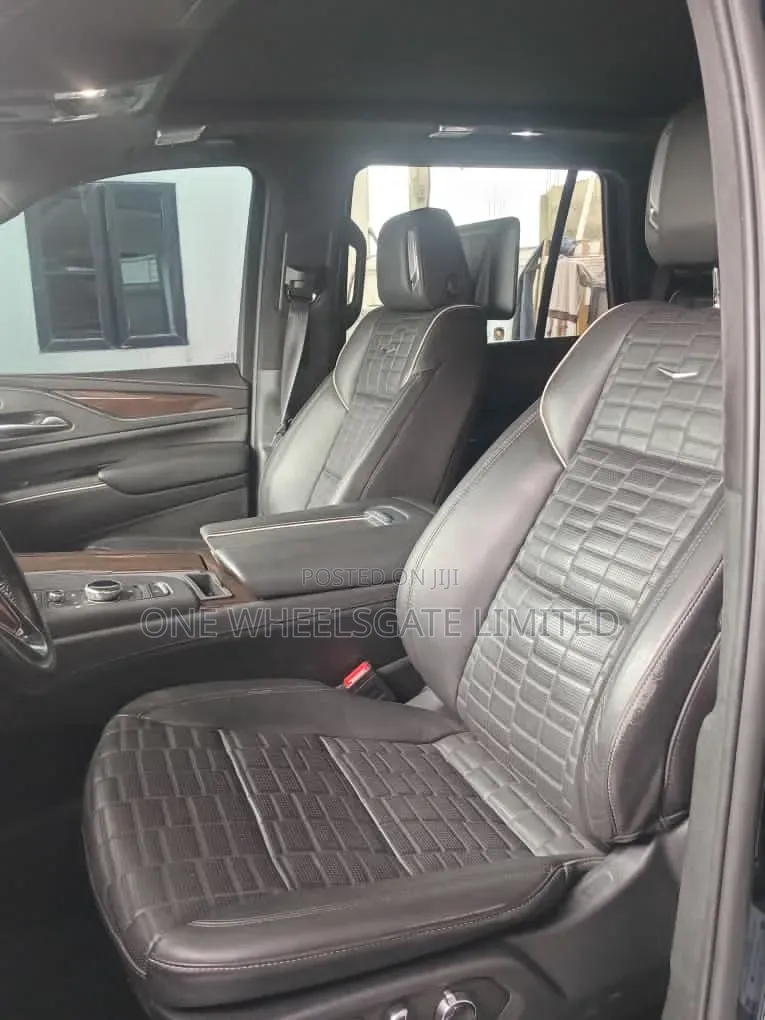 Cadillac Escalade 2024 Black