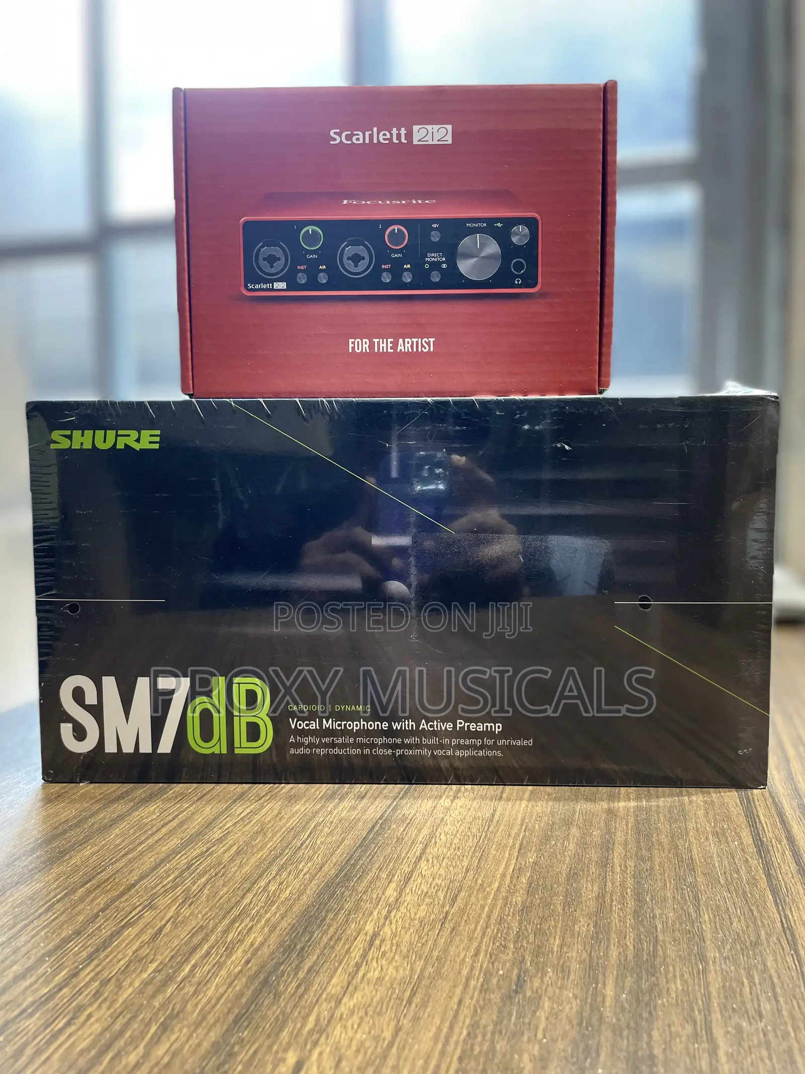 Shure Sm7db Mic and Scarlett 2i2 Soundcard