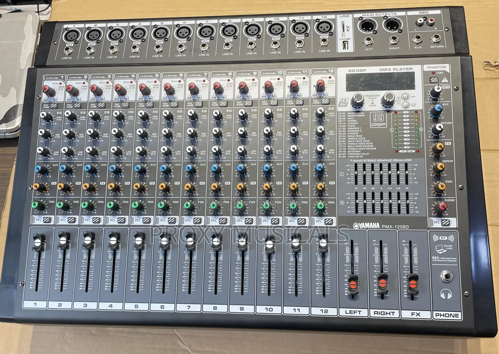 12channels Powered Mixer