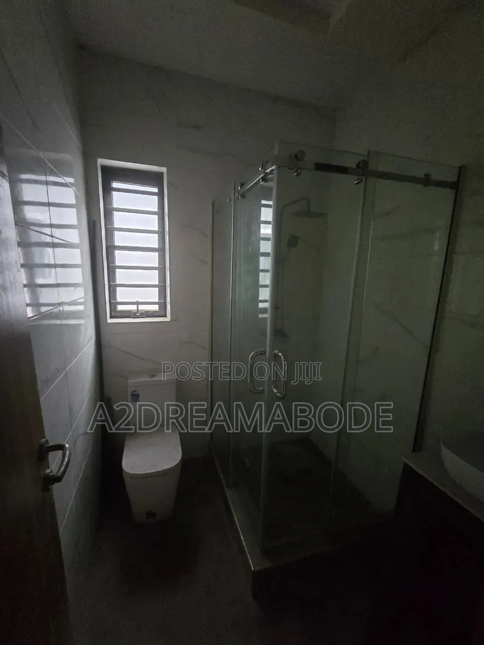 3bdrm Duplex in Magodo Phase 2 for rent