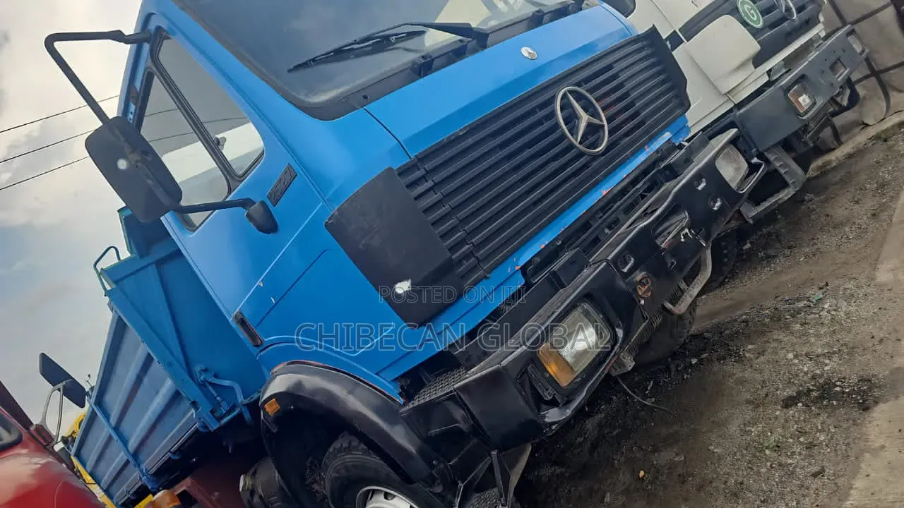 Benz 2527 Tipper Truck 10 Tyres Tokunbo