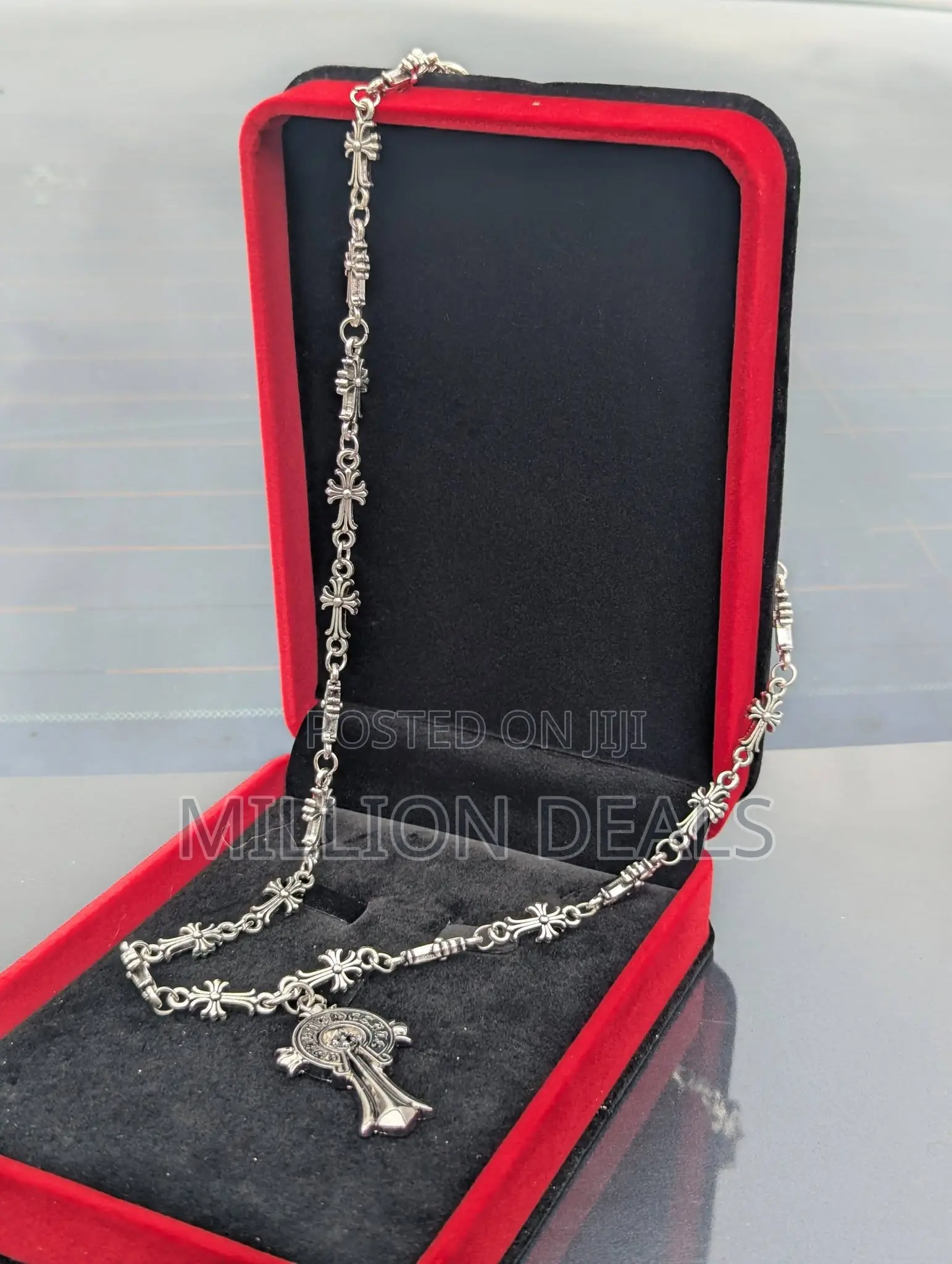 Ski Steel Stylish Luxe Men’S Neckpiece
