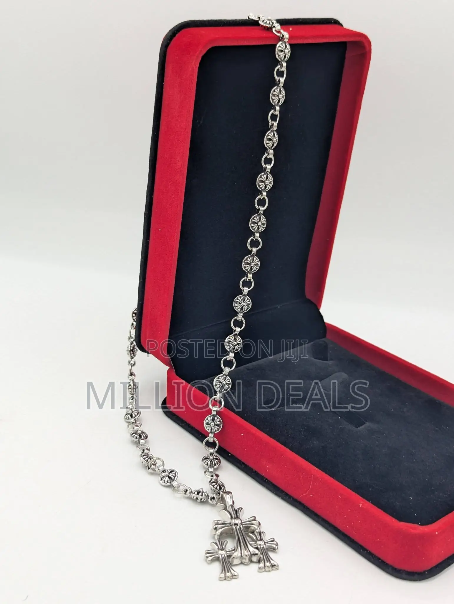 Multiple Pendant Inspires Chrome Heart Men's Neckpiece Silver