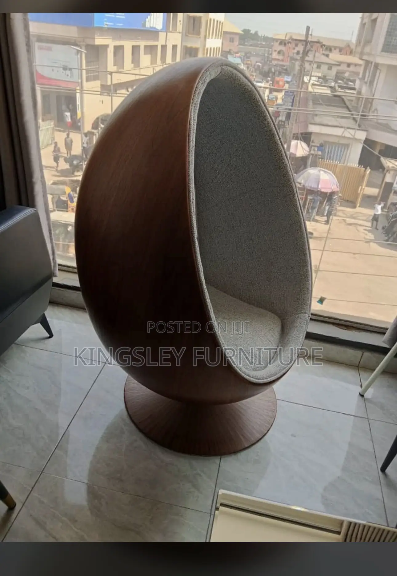 Luxury Egg Pod Lounge Chair