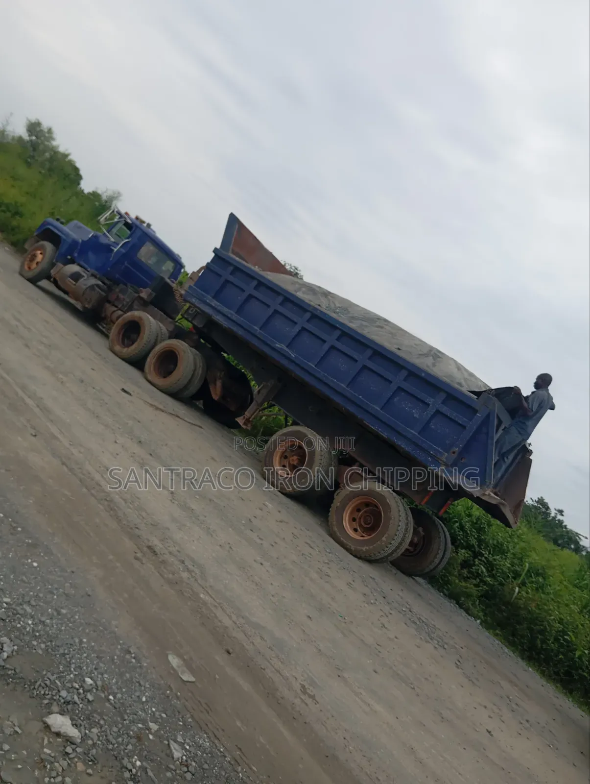 Iron Black Chippings and Granite, Payment on Delivery