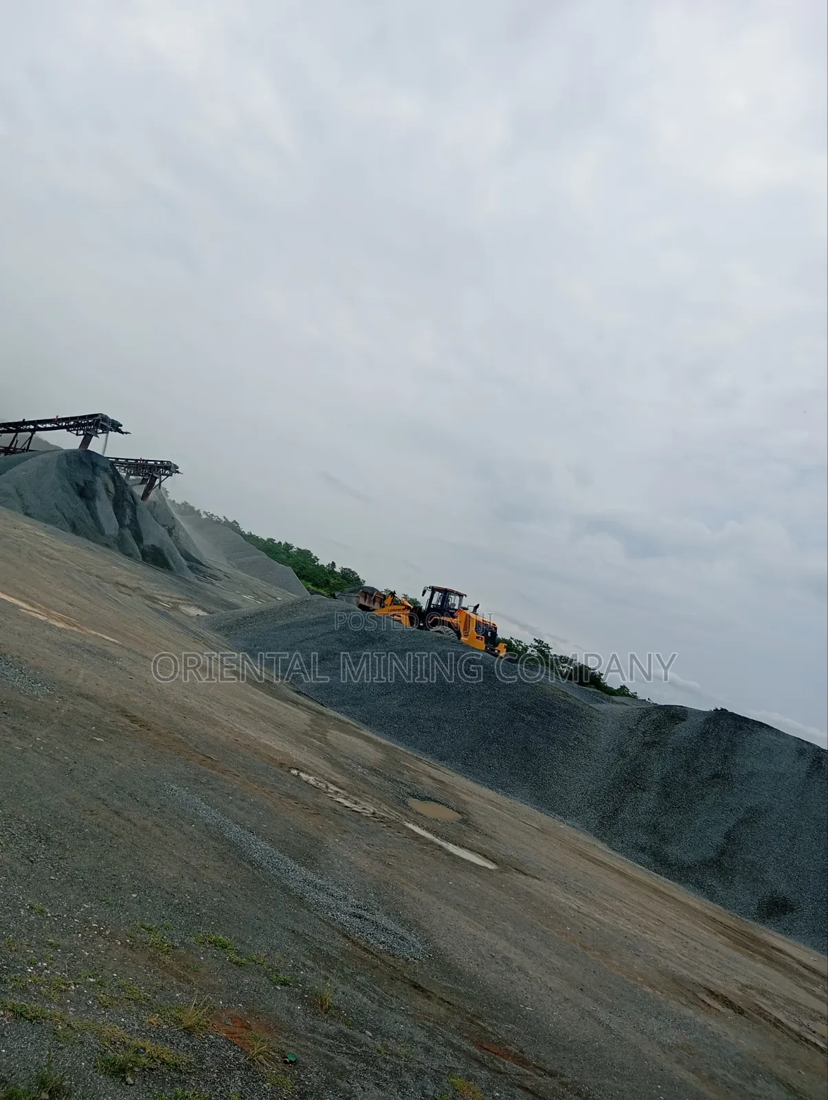 Payment on Delivery Iron Black Chippings and Granite