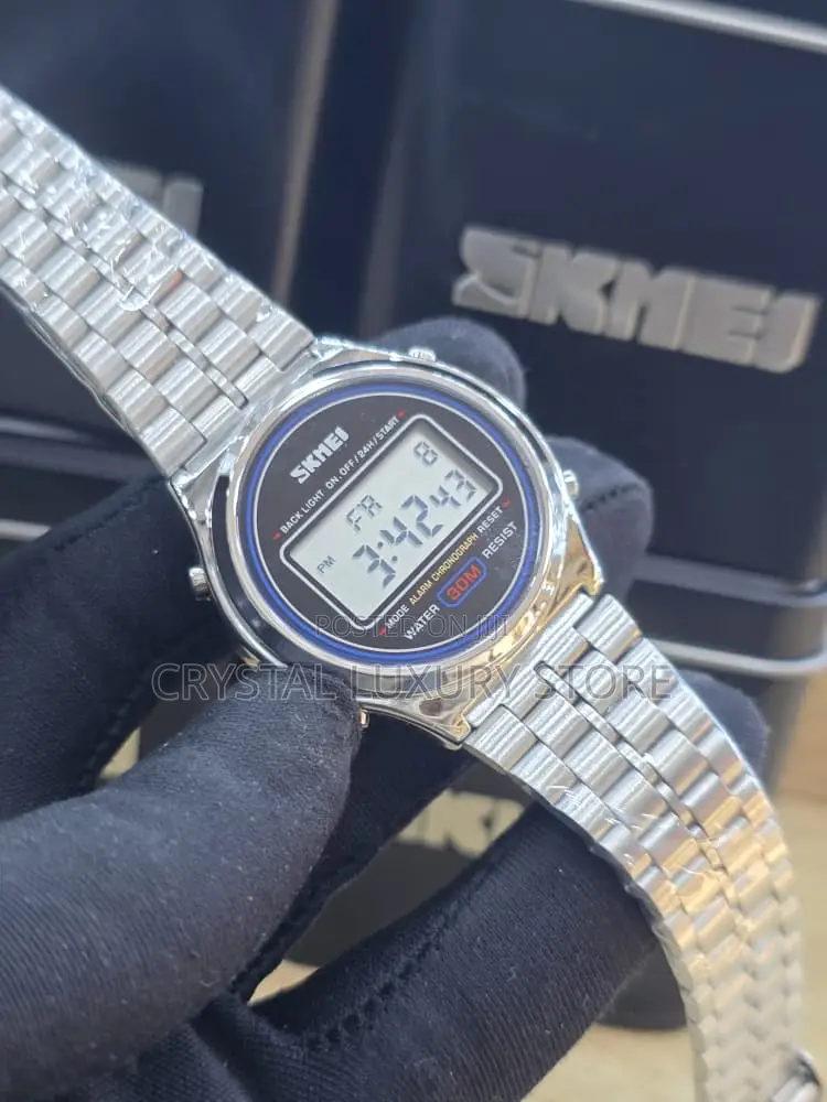 Skmei Quality Men Chain Strap Wristwatch