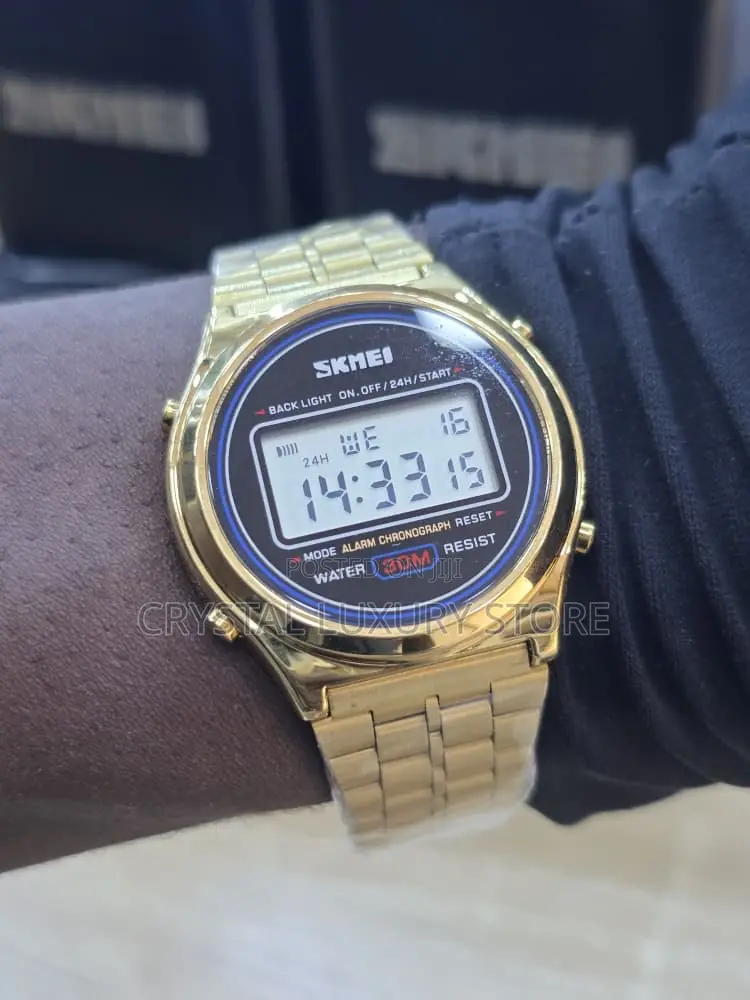 Skmei Quality Men Chain Strap Wristwatch
