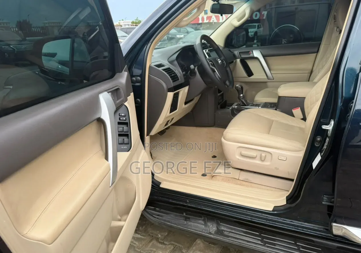 Toyota Land Cruiser Prado 2019 Black