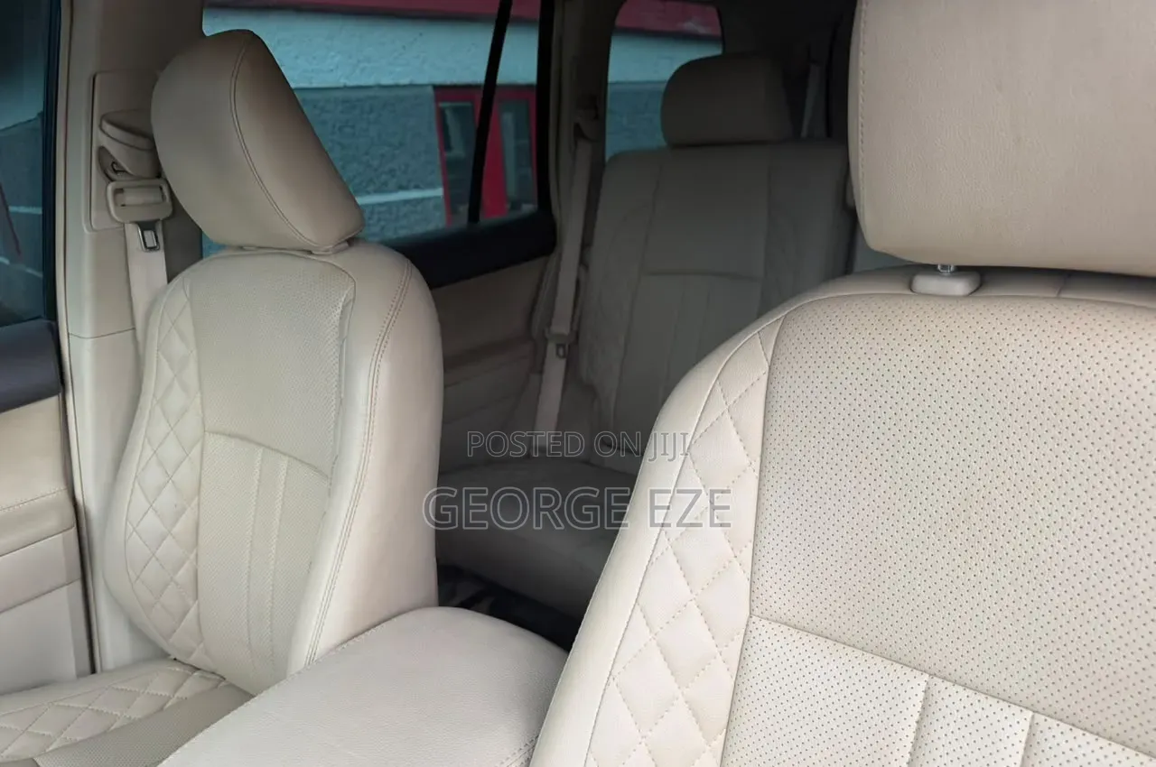 Toyota Land Cruiser Prado 2019 Black
