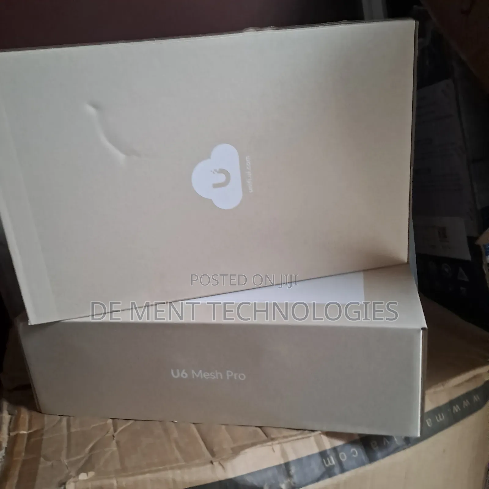 Ubiquiti U6 Mesh Pro